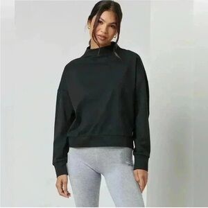 Vuori Granite Funnel Neck
